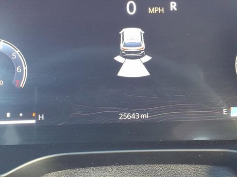 Certified 2025 Jeep Grand Cherokee L Limited w/ Black Appearance Package image 21