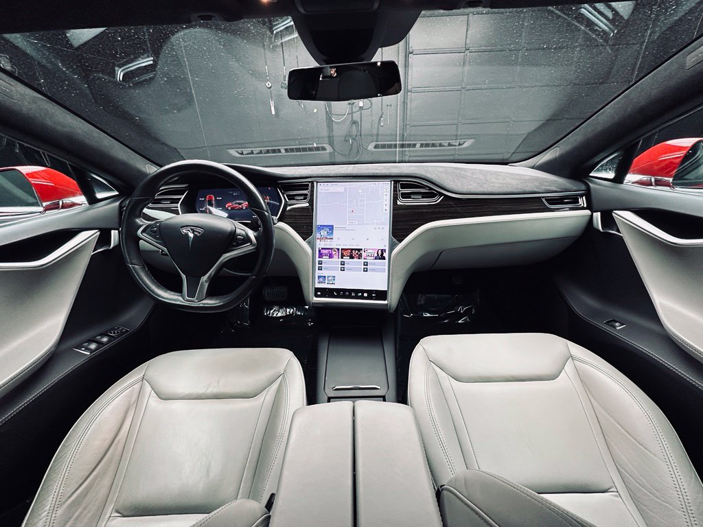 Used 2015 Tesla Model S 70D AWD/4WD image 20