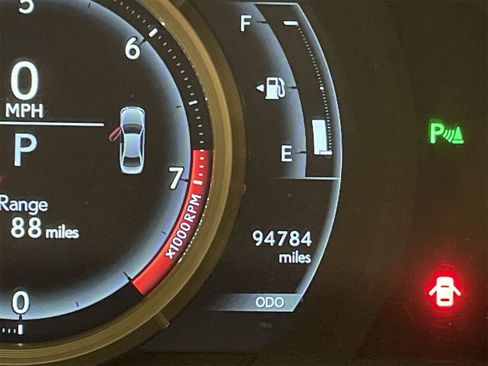 Used 2018 Lexus IS 350 F Sport image 16