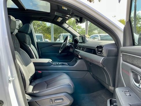 New 2026 Honda Pilot Black Edition image 15