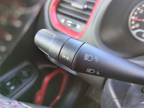 Used 2017 Jeep Renegade Trailhawk image 26