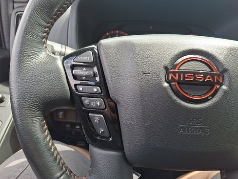 Used 2023 Nissan Frontier PRO-4X w/ Pro Convenience Package AWD/4WD image 21