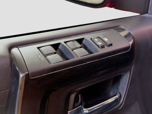 Used 2024 Toyota 4Runner TRD Off-Road Premium w/ Moonroof Package AWD/4WD image 21