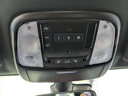 Used 2024 Dodge Durango GT AWD/4WD image 24