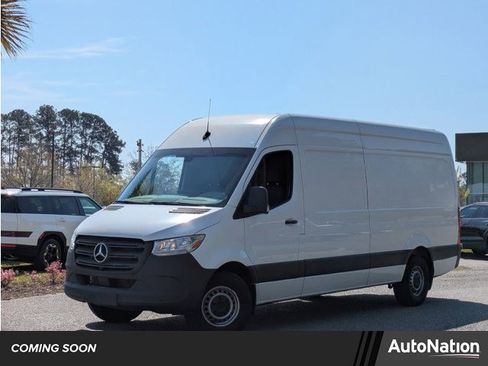 Used 2023 Mercedes-Benz Sprinter 2500 image 1