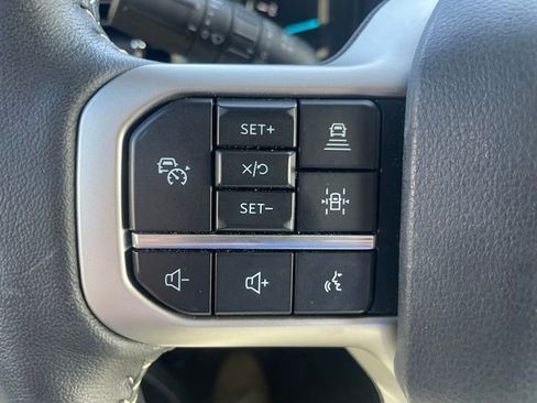 Used 2024 Ford Expedition XLT RWD image 28