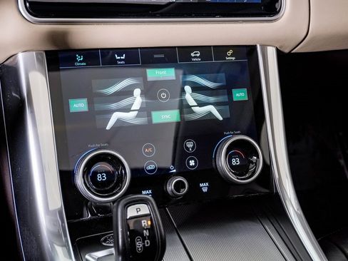 Used 2019 Land Rover Range Rover Sport HSE image 24