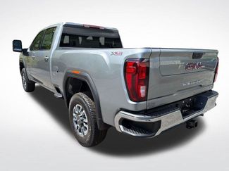 New 2026 GMC Sierra 2500 SLE w/ SLE Convenience Package AWD/4WD video 3