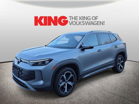 New 2026 Volkswagen Tiguan SE image 8