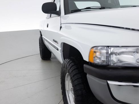 Used 2000 Dodge Ram 1500 Truck 2WD Quad Cab image 11