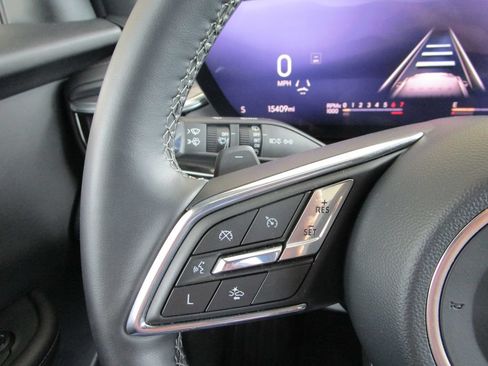 Used 2025 Buick Enclave Preferred FWD image 38