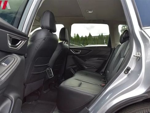 Used 2022 Subaru Forester Touring AWD/4WD image 25