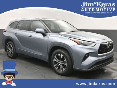 Used 2022 Toyota Highlander XLE