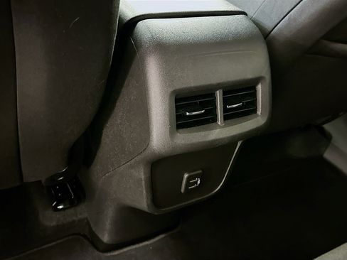 Used 2023 Chevrolet Equinox LS w/ LS Convenience Package AWD/4WD image 28