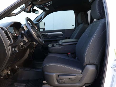 Used 2025 RAM 3500 Tradesman image 9