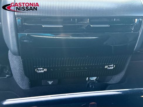 Used 2024 Jeep Grand Wagoneer L Series II w/ Quick Order Packagew 28T image 35