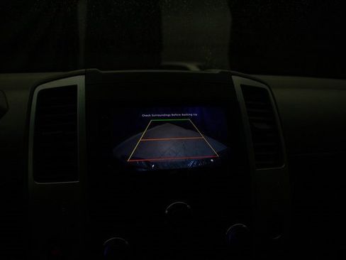 Used 2021 Nissan Frontier SV image 35