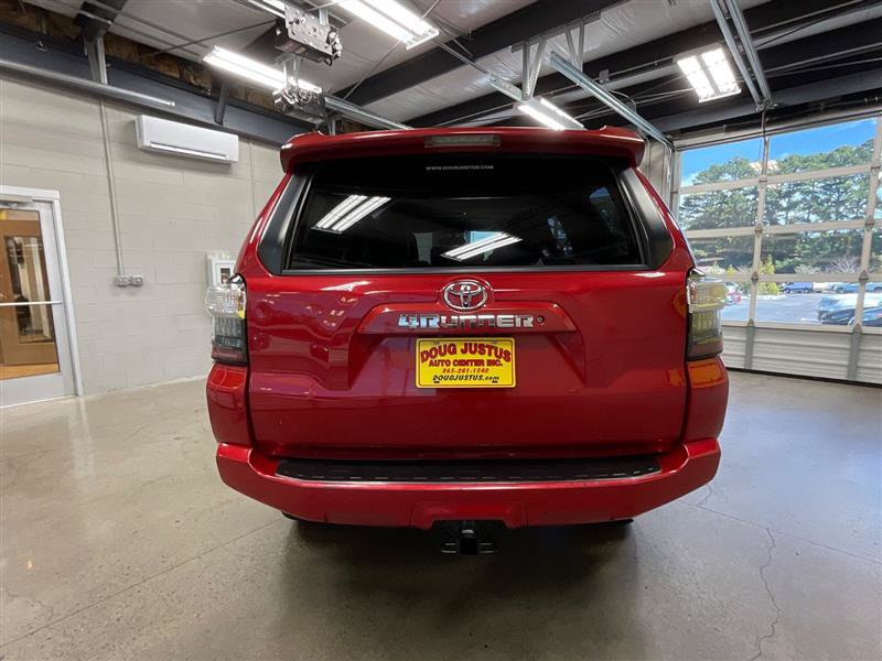 Used 2018 Toyota 4Runner SR5 Premium AWD/4WD image 4