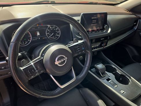 Used 2022 Nissan Rogue SV w/ SV Premium Package FWD image 10