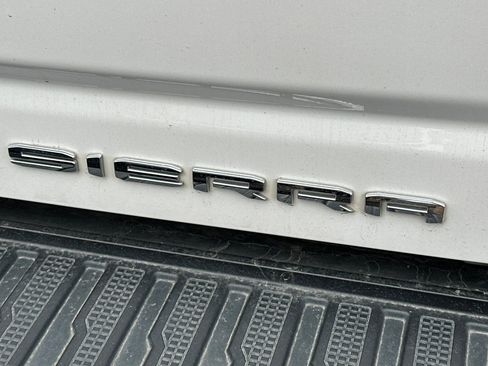 Used 2021 GMC Sierra 3500 Denali w/ Denali Ultimate Package image 6