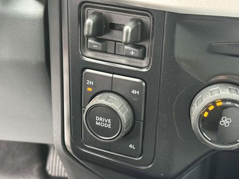 New 2025 Ford F450 XL w/ XL Chrome Package image 17