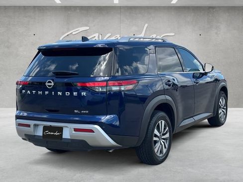 Used 2025 Nissan Pathfinder SL AWD/4WD image 16