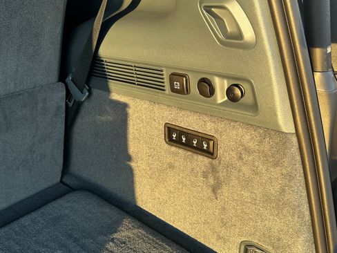 Used 2022 Jeep Grand Wagoneer Series II w/ Flexible Seating Group image 66