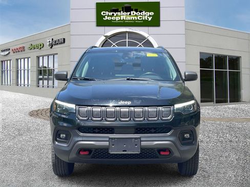 Used 2022 Jeep Compass Trailhawk w/ Trailhawk Elite Group AWD/4WD image 2