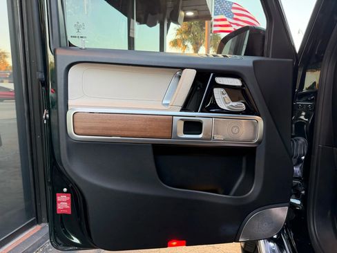 Used 2021 Mercedes-Benz G 550 image 11