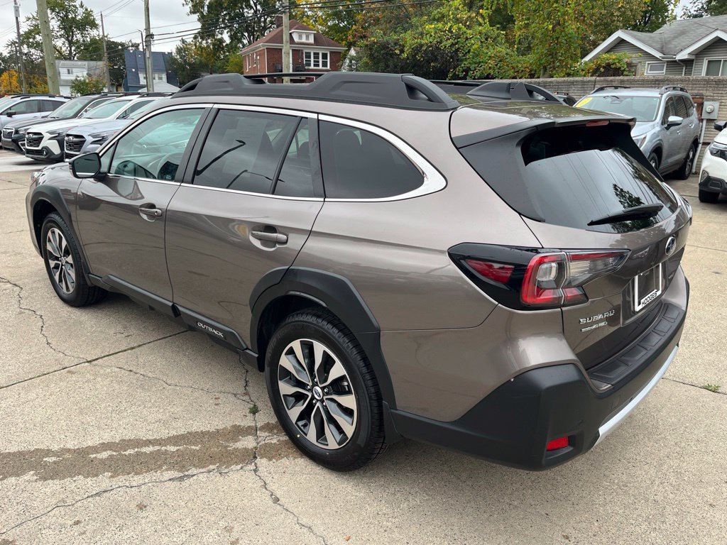 Certified 2024 Subaru Outback Limited AWD/4WD image 6