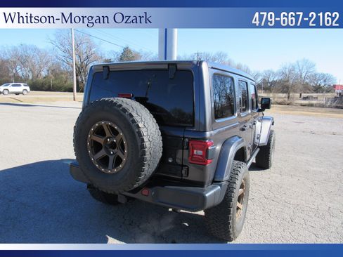 Used 2021 Jeep Wrangler Unlimited Sahara image 11