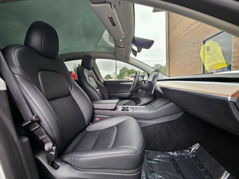 Used 2025 Tesla Model Y Long Range AWD/4WD image 60