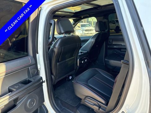 Used 2021 Ford Expedition Limited image 7