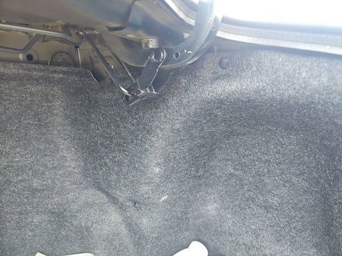 Used 2013 Toyota Camry SE FWD image 10