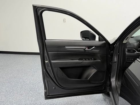 Used 2024 MAZDA CX-5 AWD 2.5 S w/ Select Package image 11