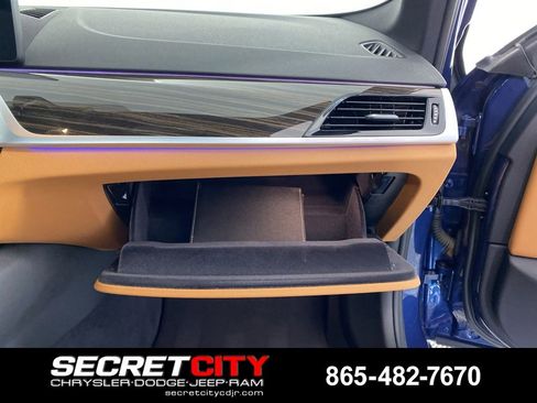 Used 2022 BMW 530i xDrive w/ Convenience Package AWD/4WD image 31