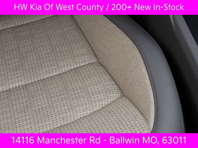 New 2025 Kia Niro SX Touring FWD image 24