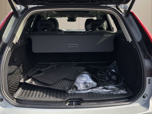 Used 2024 Volvo XC60 T8 Core image 14