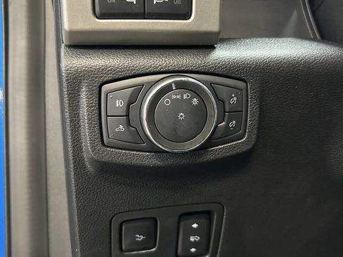 Used 2021 Ford F250 Lariat image 35