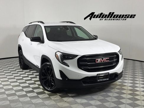 Used 2020 GMC Terrain SLE w/ Driver Convenience Package AWD/4WD image 1