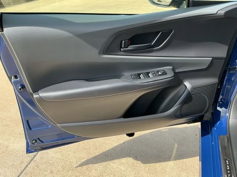 Used 2024 Toyota Prius LE image 7