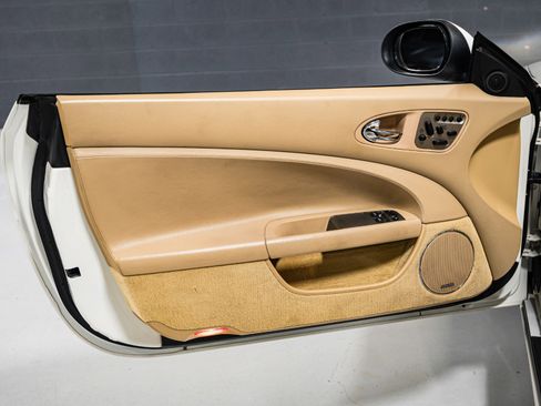Used 2007 Jaguar XK Convertible RWD image 16