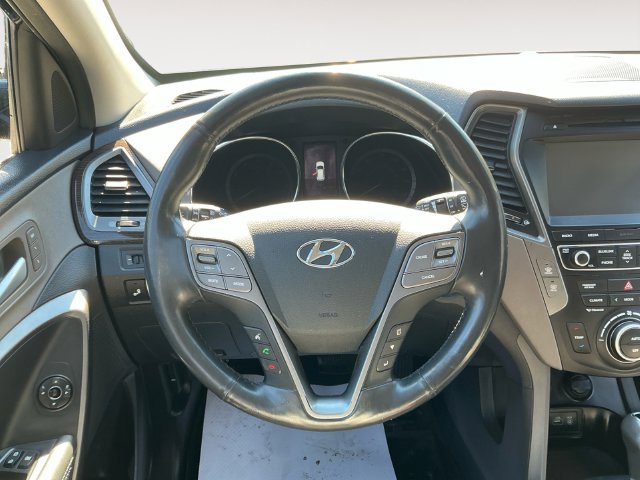 Used 2017 Hyundai Santa Fe Sport w/ 2.4L Tech Package 04 AWD/4WD image 13