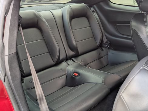 Used 2021 Ford Mustang GT Premium RWD image 19