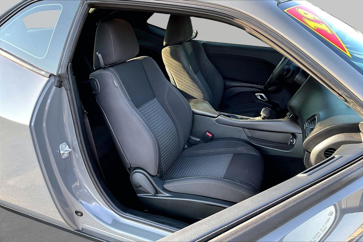 Used 2019 Dodge Challenger SXT RWD image 7