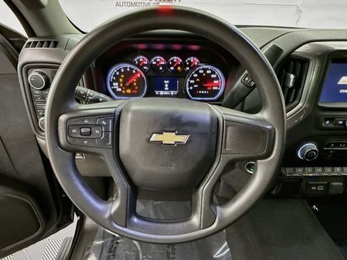 Used 2023 Chevrolet Silverado 1500 Custom AWD/4WD image 12