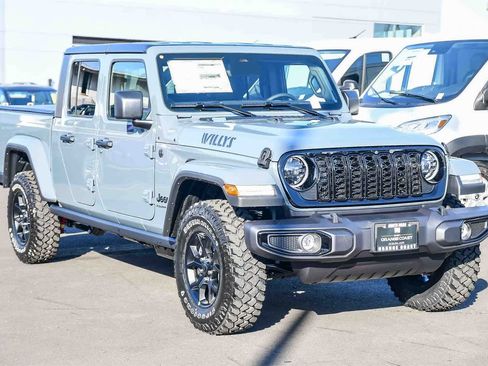 New 2026 Jeep Gladiator Sport image 3