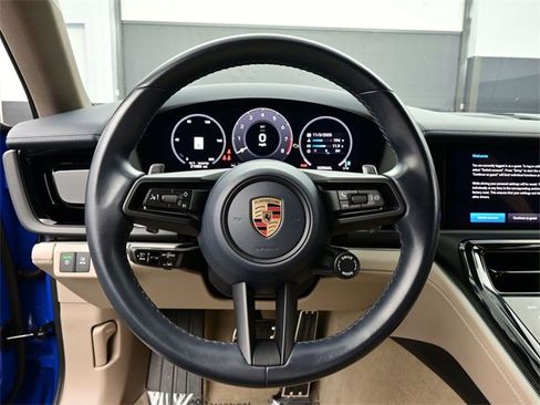 Used 2024 Porsche Panamera 4 image 8