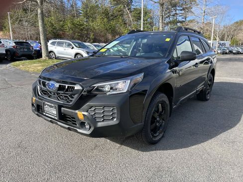 Used 2025 Subaru Outback Wilderness AWD/4WD image 7
