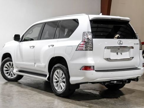 Used 2015 Lexus GX 460 w/ Premium Package AWD/4WD image 13